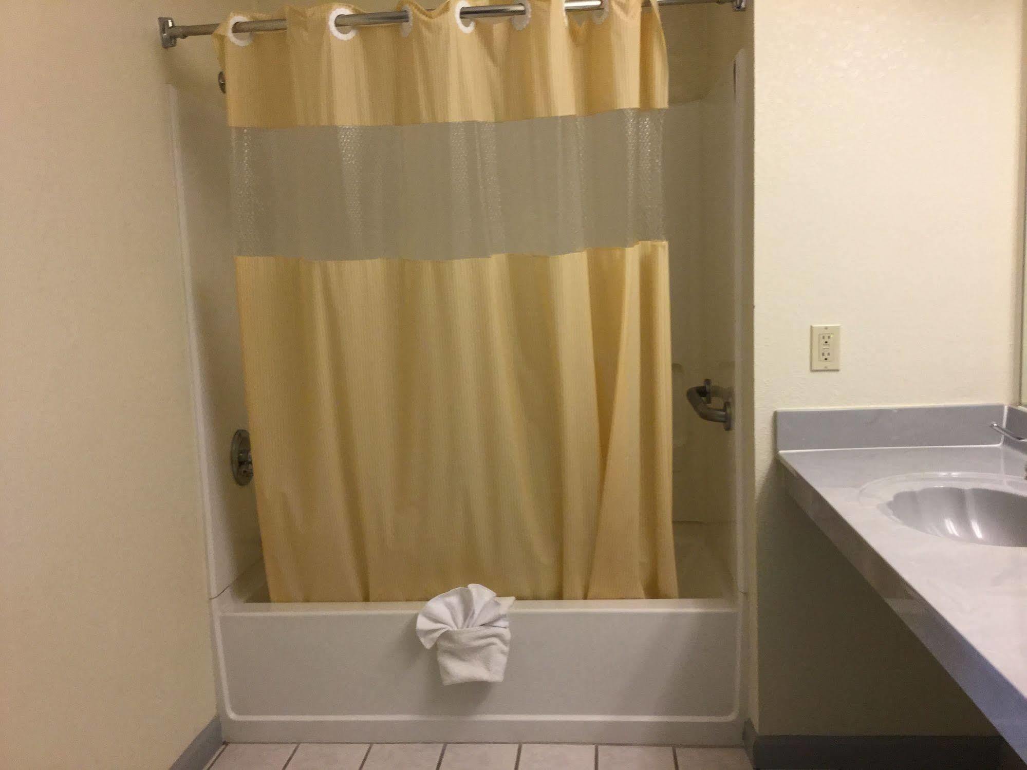 Americas Best Value Inn Cabot Εξωτερικό φωτογραφία